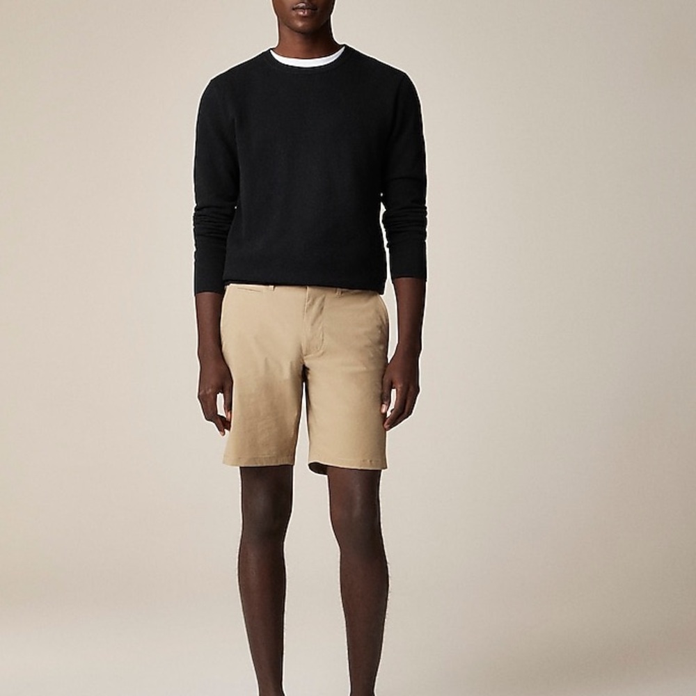 J.Crew 9" tech short khaki size 31 Tan NWT in packaging‎